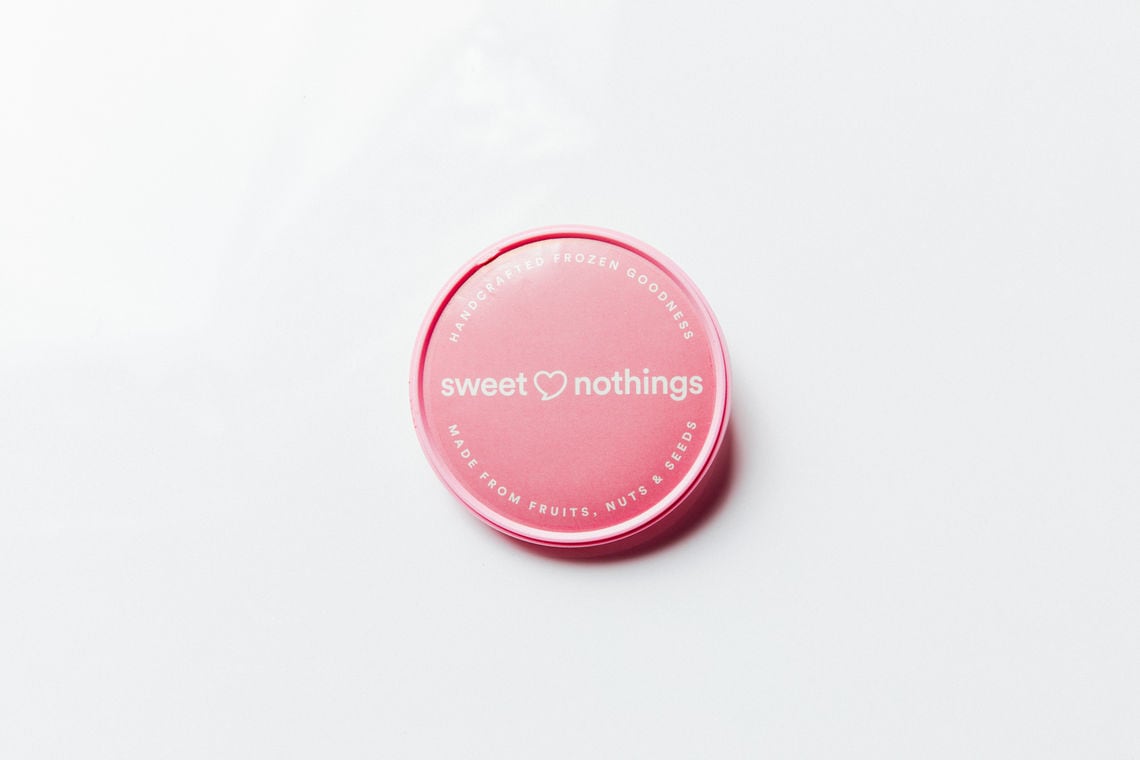 Truffl-Sweet Nothings-branding-strawberry cup