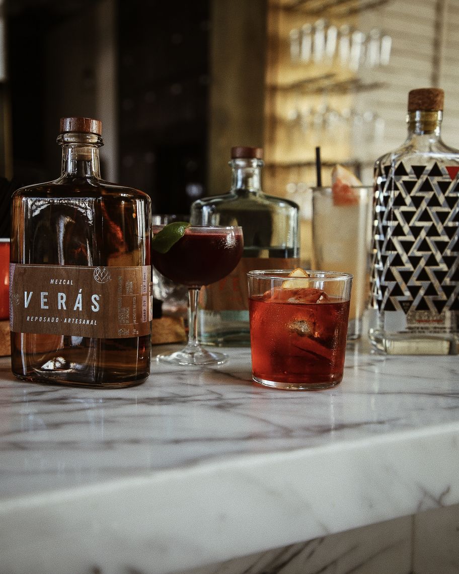 Truffl-mezcal veras-branding-photography